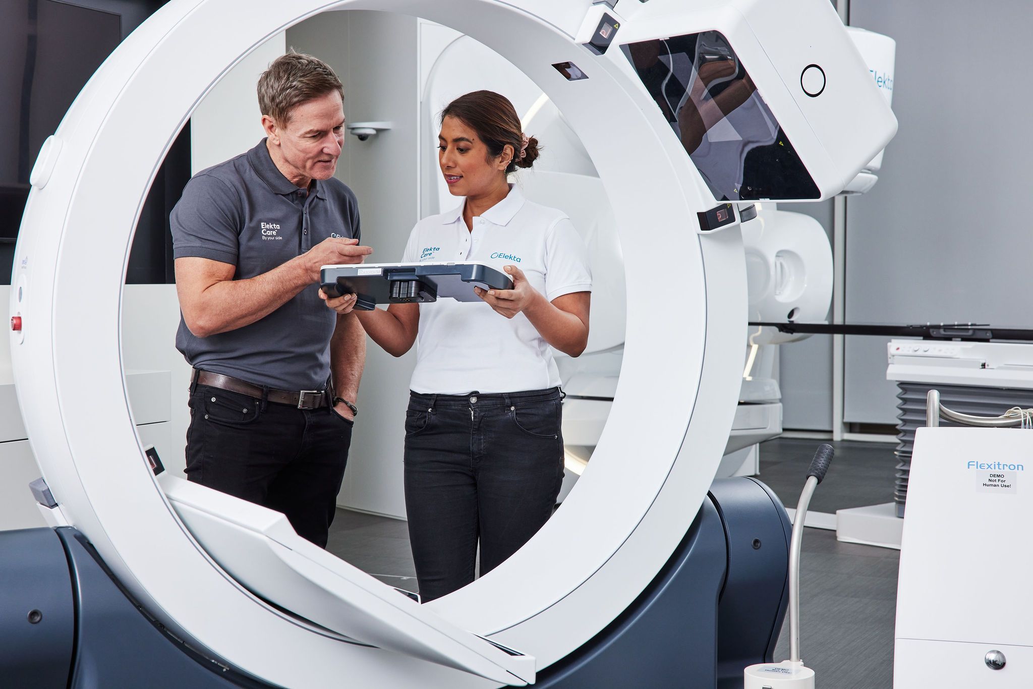 German clinic demonstrates GYN intracavitary / interstitial